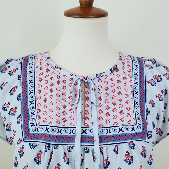 Gap Zen Flutter Sleeve Top - Picture 3 of 10